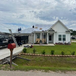 Lafayette roofing expert Roofing Guys