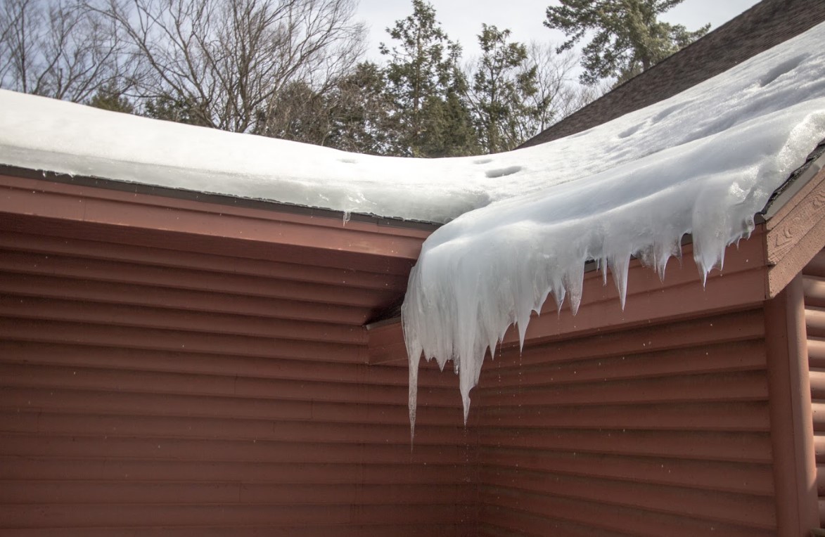 common winter roofing issues in Lafayette